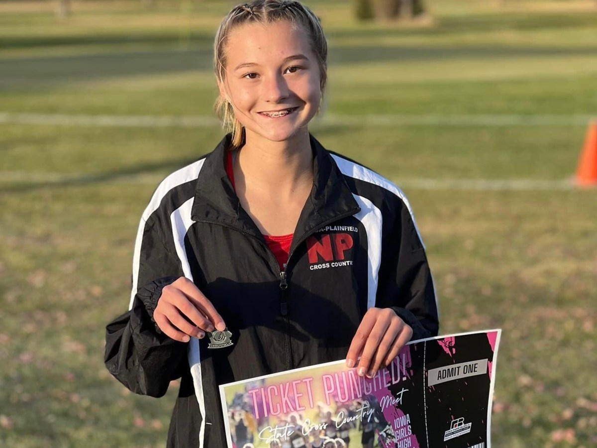 Huck takes 1st, Huskies 5th at Union cross country meet